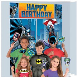 670758 Batman Wall Decorating Kit with 13 Photos Props